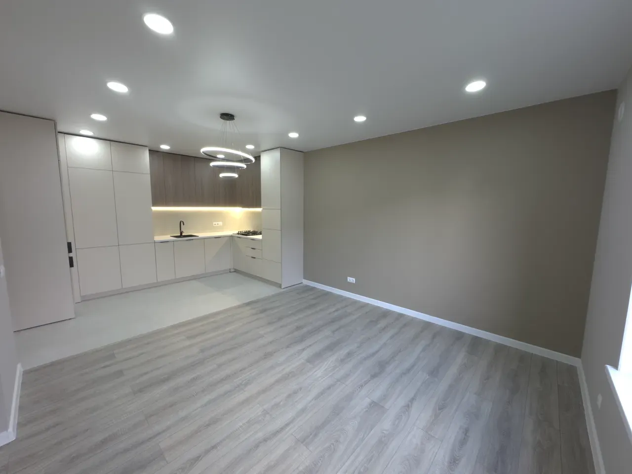 Двухкомнатная квартира ЖК Ривер Парк